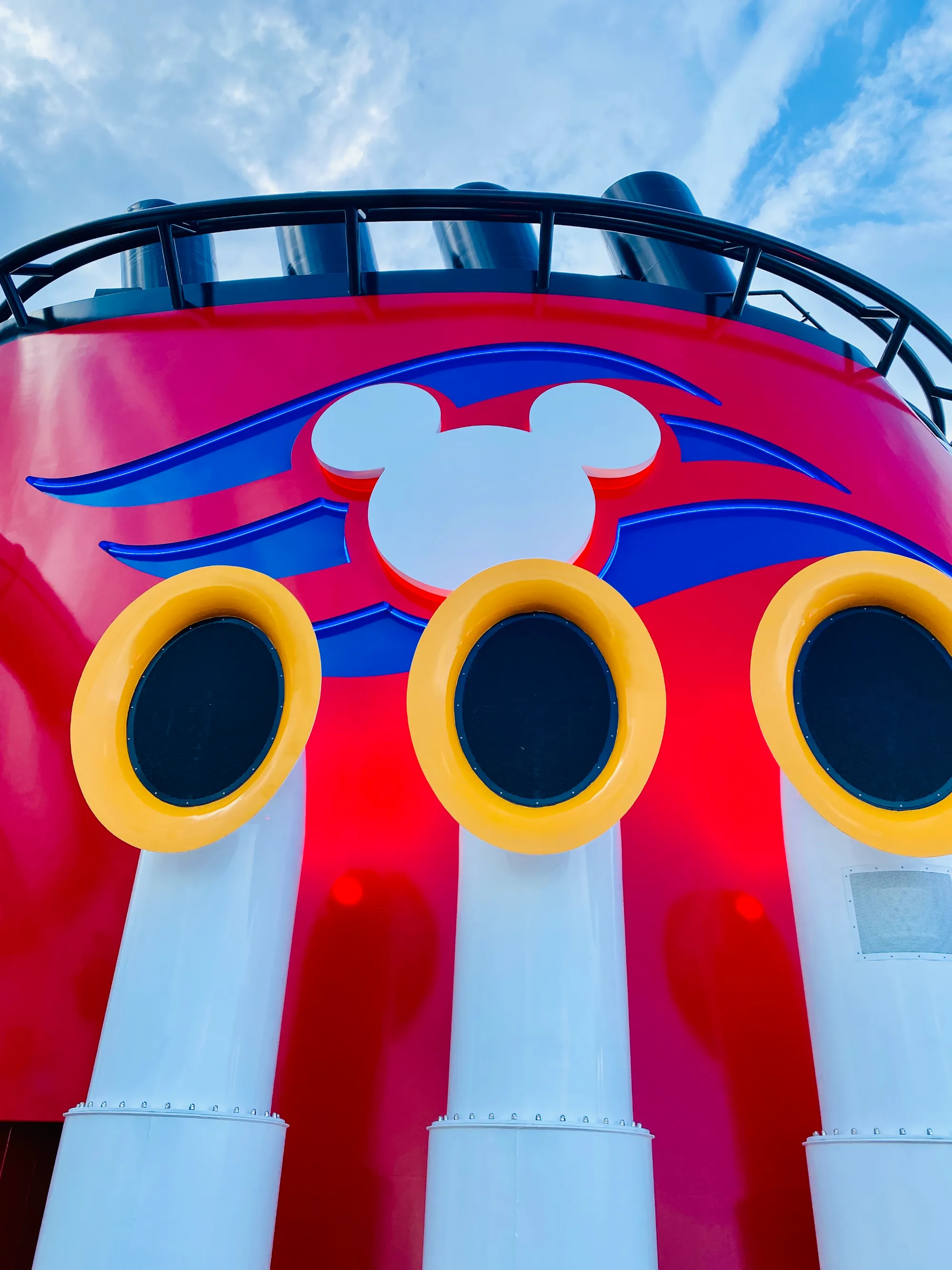 Disney cruise line ship mickey